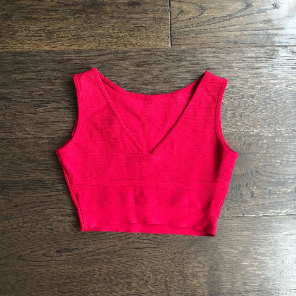 BCBGMaxAzria Fenella Cropped Tank Top - Picture 3 of 8